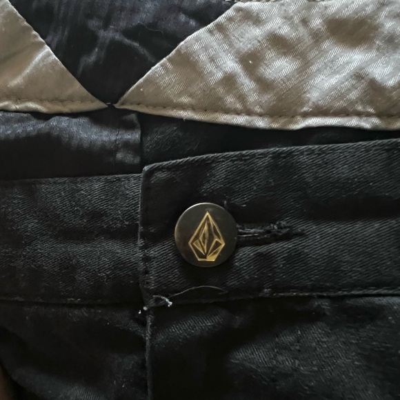 Volcom Chino Shorts - Picture 7 of 8